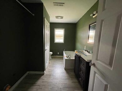 212 W Taylor St, Manchester, TN 37355 - photo 5