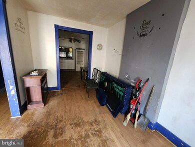 219 Furrow St, Baltimore, MD 21223 - photo 4