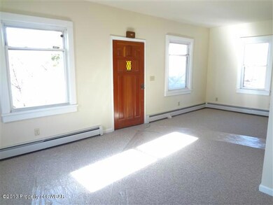 368 S Mountain Blvd, Mountain Top, PA 18707 - photo 5