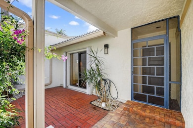 65 Eastgate Dr unit B, Boynton Beach, FL 33436 - photo 6