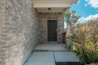 10138 Castello Canyon, Helotes, TX 78023 - photo 3