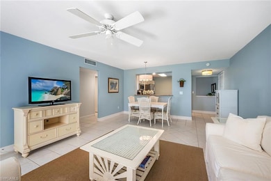 2922 Kings Lake Blvd unit 2922, Naples, FL 34112 - photo 3