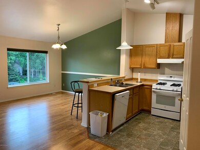 8214 Mentra St unit 2, Anchorage, AK 99518 - photo 5