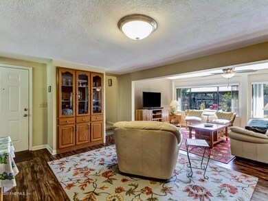 Water view-great room!