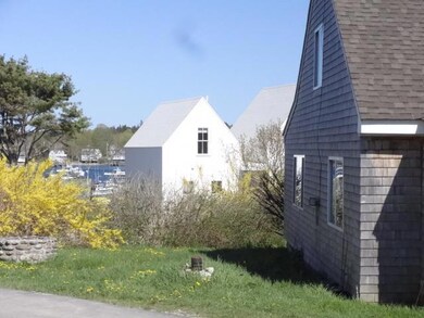 10 Leffingwell Rd, Tremont, ME 04612 - photo 3