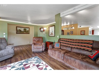 142 Hilley Dr, Chehalis, WA 98532 - photo 3