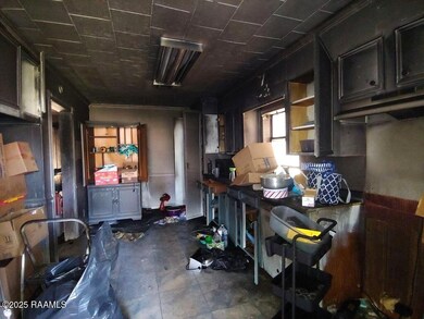 4 Kitchen