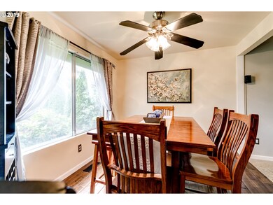 1037 S 44th St, Springfield, OR 97478 - photo 7