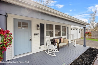 13 Cornell Ave, Red Hook, NY 12571 - photo 2