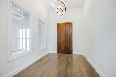 Gorgeous lighting and natural light from the inter