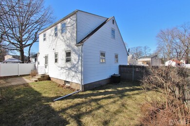 2 Kennedy Ct, Dunellen, NJ 08812 - photo 2