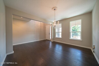 2962 Sanford Dr, Jacksonville, FL 32216 - photo 7