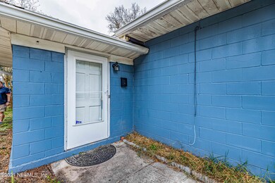 4585 Palmer Ave, Jacksonville, FL 32210 - photo 3