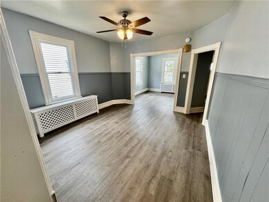 208 S Walnut St, Slatington, PA 18080 - photo 2