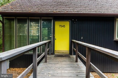 7545 Supinlick Ridge Rd, Basye, VA 22810 - photo 3