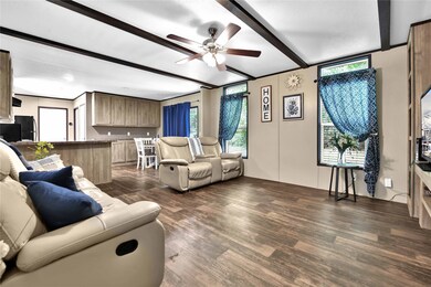 10350 Daw Collins Rd, Cleveland, TX 77328 - photo 4