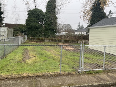 890 25th St SE, Salem, OR 97301 - photo 6