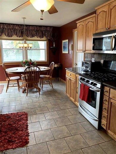 4 Malvern Rd, Somers Point, NJ 08244 - photo 7