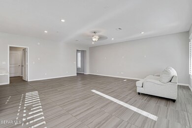 261 Emerald Sun Dr, Horizon City, TX 79928 - photo 6