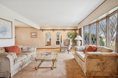 9S215 Florence Ave, Downers Grove, IL 60516 - photo 2