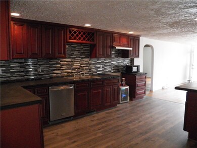 3613 Amherst Rd, Erie, PA 16506 - photo 4