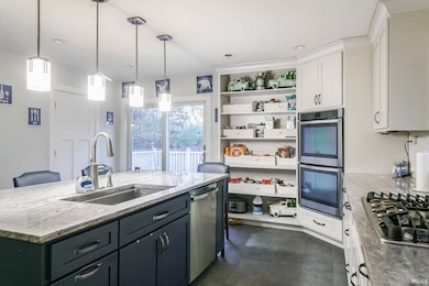 55384 Hollywood Blvd, South Bend, IN 46628 - photo 6