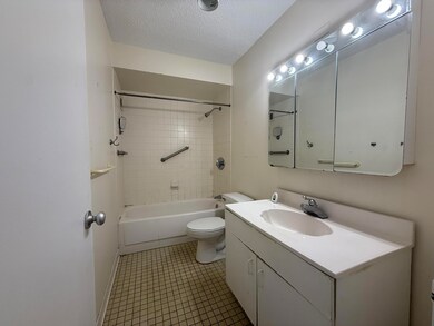 77 Pond Ave unit 1103, Newton, MA 02458 - photo 7