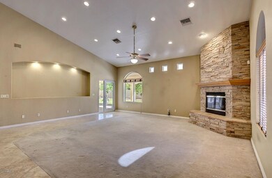 IMG_6490_1_2_3_4_5_6Interior01
