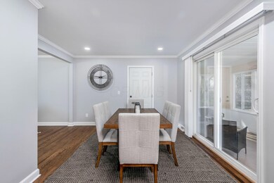 2021-03-03 1527 Pemberton Dr 18