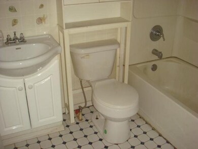 1029 Taylor St, Elkhart, IN 46516 - photo 5