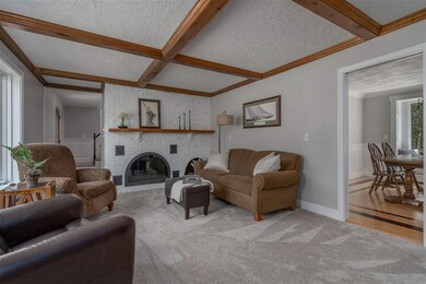 16 Woodland Dr, Londonderry, NH 03053 - photo 2