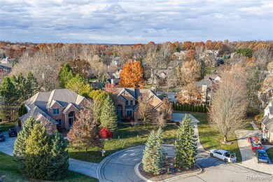 3904 Kaeleaf Rd, Lake Orion, MI 48360 - photo 2