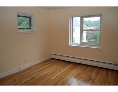 91 Chestnut St unit 5, Brookline, MA 02445 - photo 5