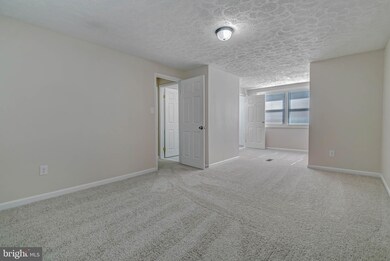 12218 Brolass Rd, Clinton, MD 20735 - photo 6