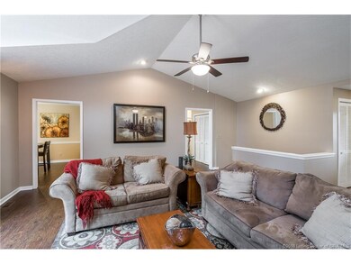 4615 Shadyview Dr, Floyds Knobs, IN 47119 - photo 7