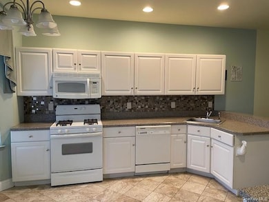 6 Oyster Cove Ln, Blue Point, NY 11715 - photo 7