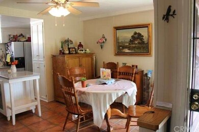 Eating Area next to the Kitchen