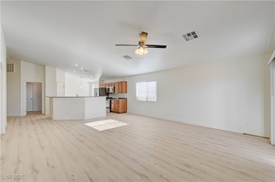 1095 Snow Roof Ave, Henderson, NV 89052 - photo 3