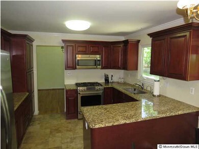 19 Vancouver Rd, Morganville, NJ 07751 - photo 5