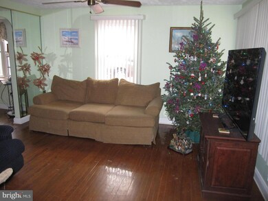 5914 Plumer Ave, Baltimore, MD 21206 - photo 4