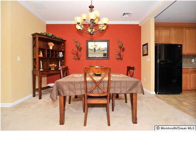 236 Mill Pond Way unit 236, Eatontown, NJ 07724 - photo 4