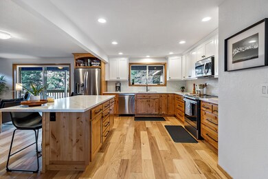 1251 Paulita Dr, Medford, OR 97504 - photo 7