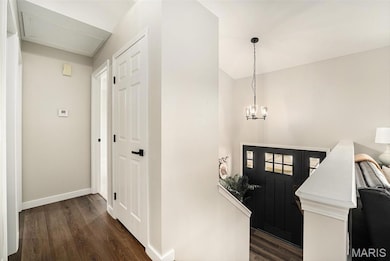 2 story entry foyer is quite inviting!