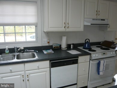 8325 Rocky Springs Rd, Frederick, MD 21702 - photo 2