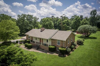 2736 Armstrong Ln, Mount Washington, KY 40047 - photo 2