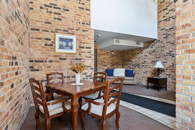 2880 Torrey Pine Ln unit 2F, Lisle, IL 60532 - photo 3