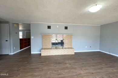 1308 5th Ave NW, Jamestown, ND 58401 - photo 6