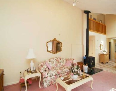 51 Shannock Rd, Wakefield, RI 02879 - photo 6