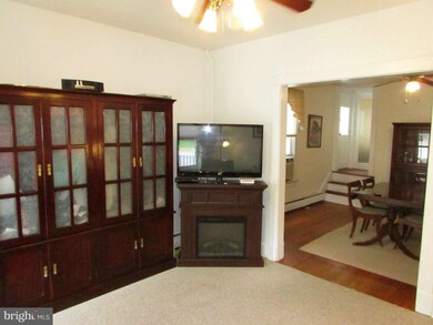 202 E 5th St, Frederick, MD 21701 - photo 5