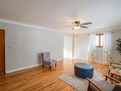 441 Wilson Avenue Dr SW, Cedar Rapids, IA 52404 - photo 5